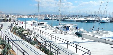 A2- Luxury apt w big Balcony, 4 min Walk to Beach