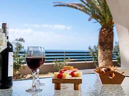 Atalanti Seaside Junior Suites