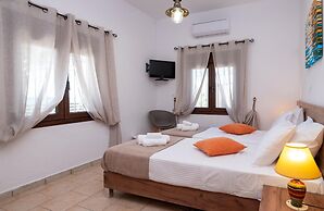 Atalanti Seaside Junior Suites