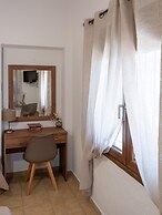 Atalanti Seaside Junior Suites