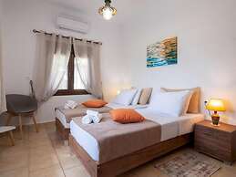 Atalanti Seaside Junior Suites