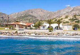 Atalanti Seaside Junior Suites