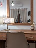 Atalanti Seaside Junior Suites