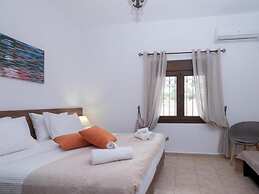 Atalanti Seaside Junior Suites