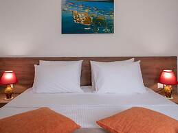 Atalanti Seaside Junior Suites