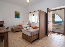Atalanti Seaside Junior Suites
