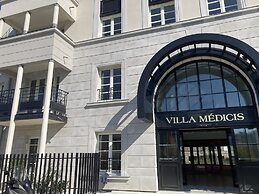 Villa Médicis Saint-Cyr-L'école