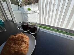 Cosy Seaside House 2min 5 Sandy Beach's 2 Dbl Beds