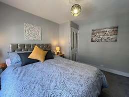 Cosy Seaside House 2min 5 Sandy Beach's 2 Dbl Beds