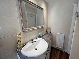 Cosy Seaside House 2min 5 Sandy Beach's 2 Dbl Beds