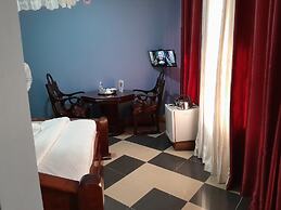 GR CITY HOTEL