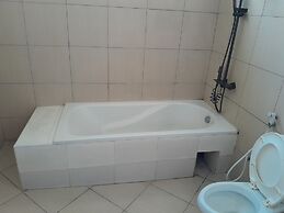 GR CITY HOTEL