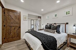 Southern Charm - Near Main With Hot Tub