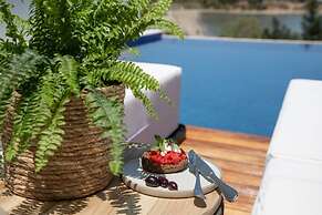 Beach Access Suites With Breakfast