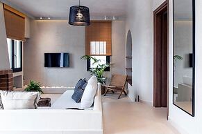 Beach Access Suites With Breakfast