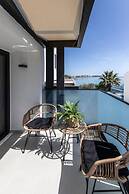 Beach Access Suites With Breakfast