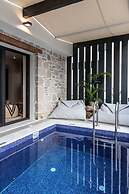 Beach Access Suites With Breakfast