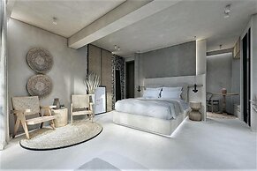 Beach Access Suites With Breakfast