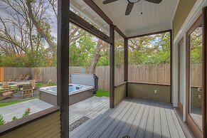 Heart of Fredericksburg With Pool Hot-tub&grill