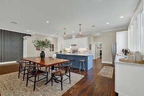 Heart of Fredericksburg With Pool Hot-tub&grill