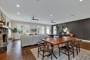 Heart of Fredericksburg With Pool Hot-tub&grill