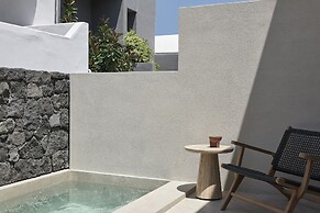 Alaso Design Suites - Adults Only