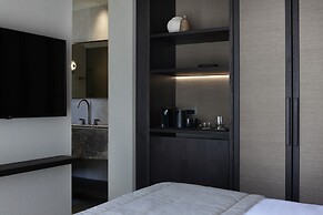 Alaso Design Suites - Adults Only