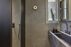 Alaso Design Suites - Adults Only