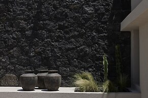 Alaso Design Suites - Adults Only