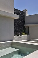 Alaso Design Suites - Adults Only