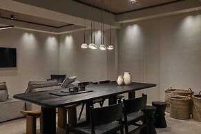 Alaso Design Suites - Adults Only