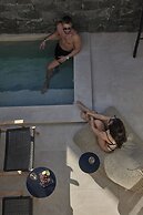 Alaso Design Suites - Adults Only