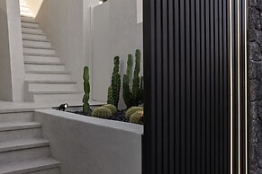 Alaso Design Suites - Adults Only