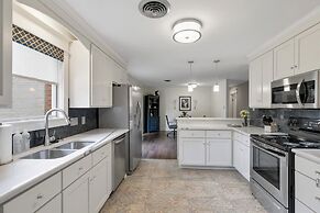 Gorgeous Home With Grill 5min From Mainst!