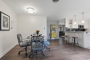 Gorgeous Home With Grill 5min From Mainst!