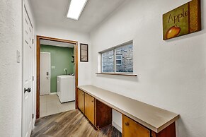 Geodesic Dome House W/cottage-hill Country Views!