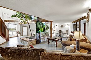 Geodesic Dome House W/cottage-hill Country Views!