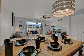 Fisherman Friend! - Coastal Condo - Views Await!