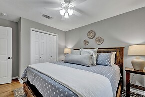 Gorgeous Home on Wine Trail With Fire Pit!