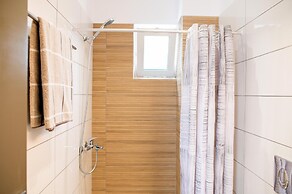 1 Bedroom Apartment Lambisea