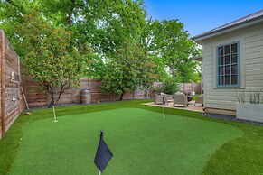 Walk 2 Main Hot Tub Putt-putt