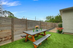 Walk 2 Main Hot Tub Putt-putt