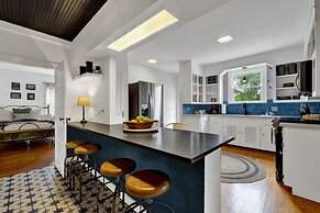 Walk 2 Main Hot Tub Putt-putt