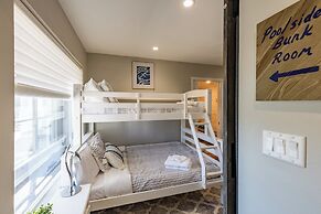 Luxurious Lakehouse With Indoor Pool-hot Tub-fire Pit