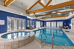 Luxurious Lakehouse With Indoor Pool-hot Tub-fire Pit