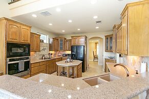 Lakefront Luxury-breathtaking Views-games-firepit