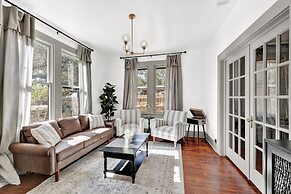 Brand New Private Pool and Hot-tub Near Main!