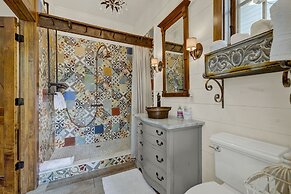 Luxury Craftsman Home With Hot Tub and Firepit - 1blk to Main