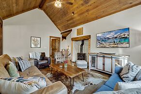 Luxury Craftsman Home With Hot Tub and Firepit - 1blk to Main