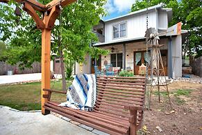 Luxury Craftsman Home With Hot Tub and Firepit - 1blk to Main
